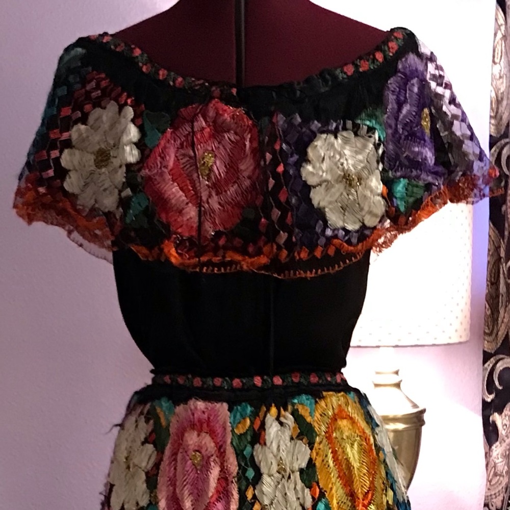 State of Chiapas Pro.Dress/Para Bailes Folkloricas